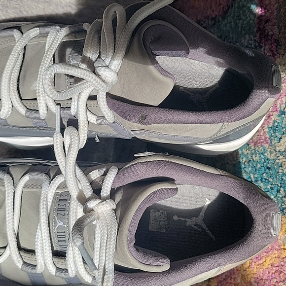 Air Jordan 11 Retro Low - Picture 8 of 9